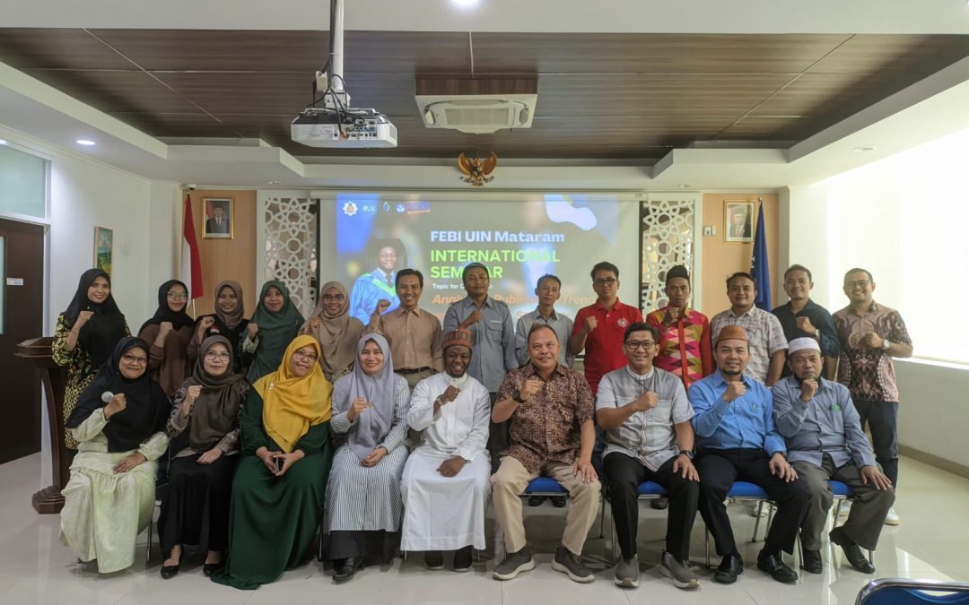 Dosen Tamu IIUM Malaysia, Mahfooz Achmed, Sampaikan Materi Analisis Tren dan Penelitian Publikasi di Aula FEBI UIN Mataram